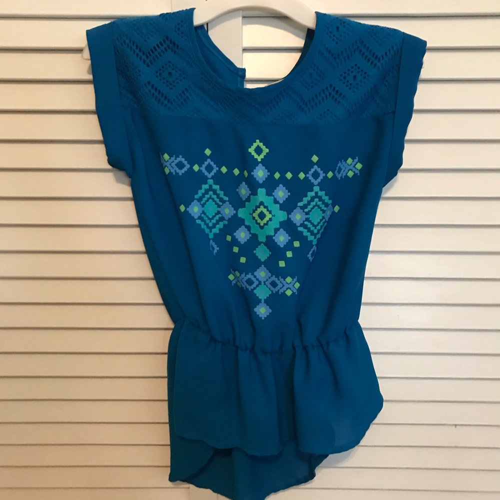Cute top size 6-6x